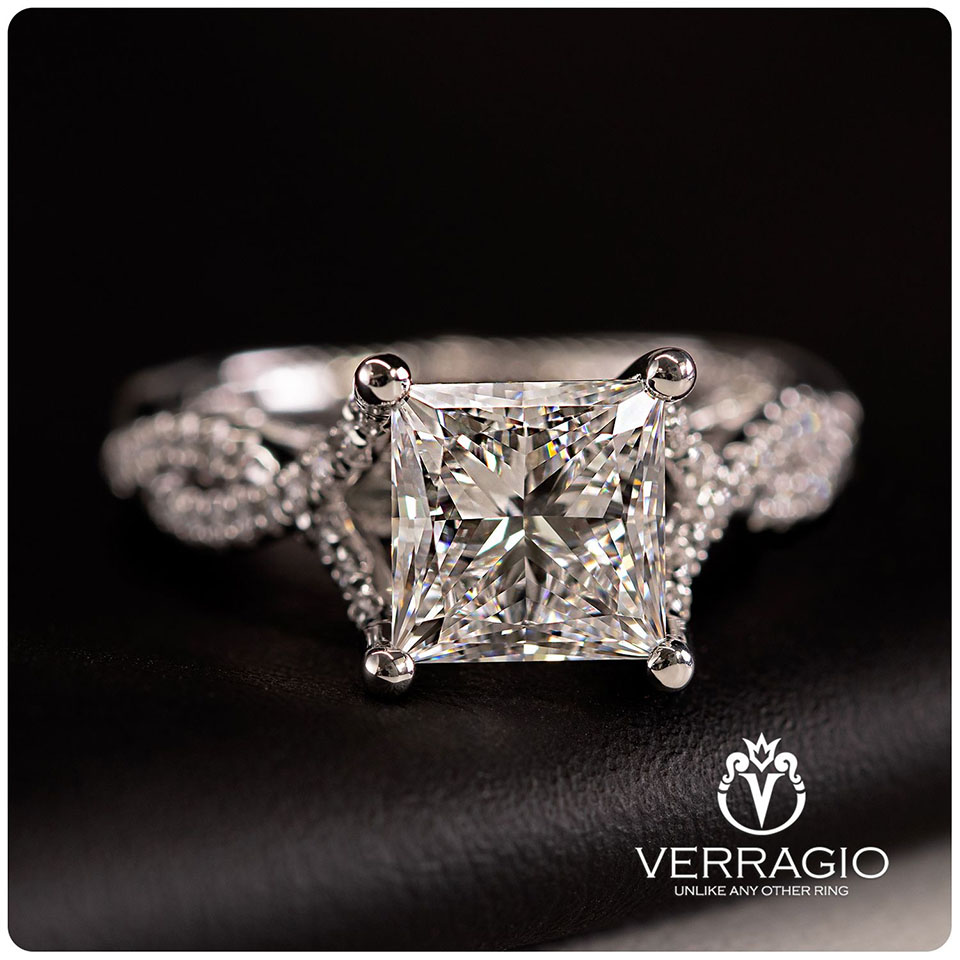 princess cut diamond ring